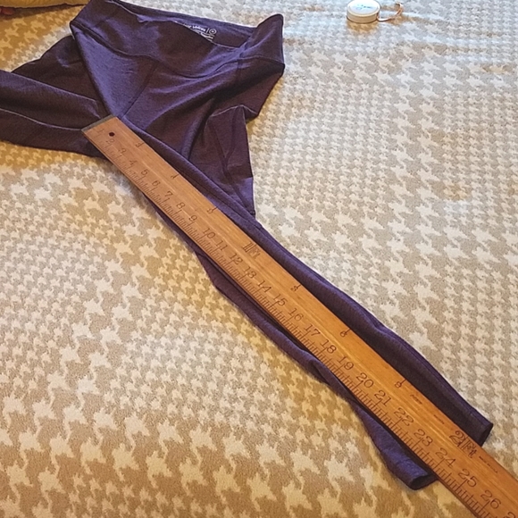 Outdoor Voices 7/8 Leggings *BIG PRICE DROP* - Picture 6 of 7